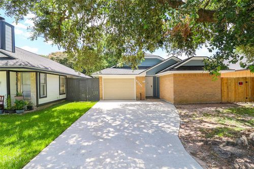 23211 Prairie Bird Dr, Spring, TX, 77373-6642 | Card Image