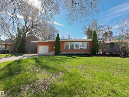 11819 75 Ave Nw, Edmonton, AB, T6G0J4 | Card Image