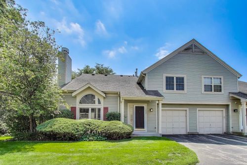 1027 N Knollwood Dr, Palatine, IL, 60067-2190 | Card Image