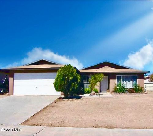 349 S Margalo St, Ridgecrest, CA, 93555-4533 | Card Image
