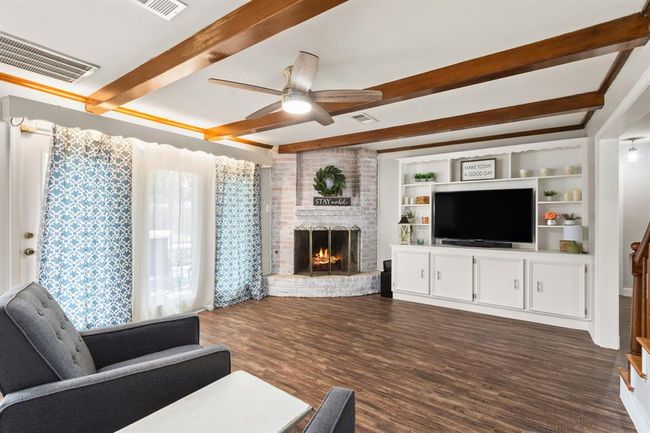 211 Cedar Ln, House other with 4 bedrooms, 2 bathrooms and 2 parking in El Lago TX | Image 17