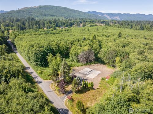 92 Gossett Rd, Port Angeles, WA, 98363-9717 | Card Image