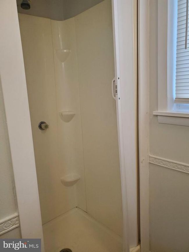 615 State Cir, House other with 4 bedrooms, 2 bathrooms and null parking in MARTINSBURG WV | Image 23