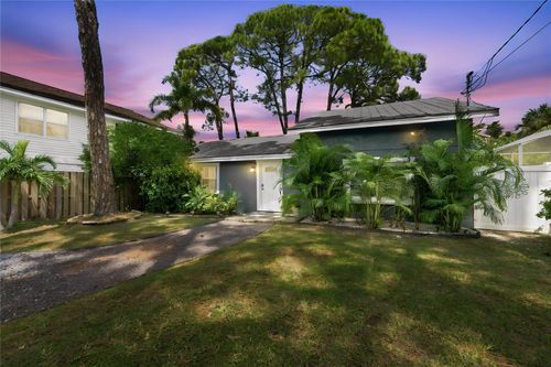 839 Florida Ave, Palm Harbor, FL, 34683-4222 | Card Image