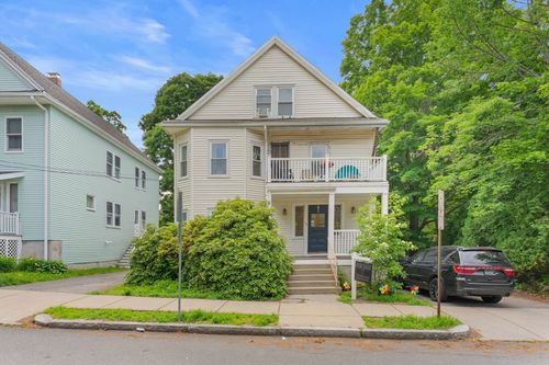 110 Crescent Ave, Melrose, MA, 02176-4512 | Card Image