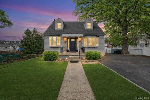 19 N French Ave, Elmsford, NY, 10523-3205 | Card Image