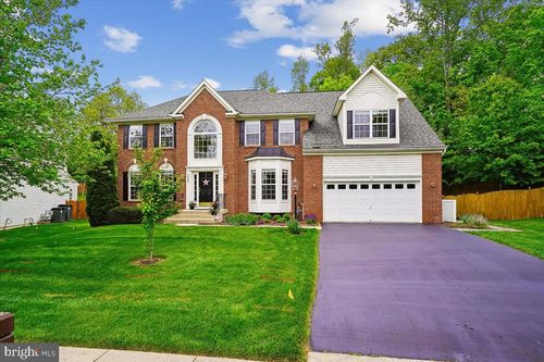 5382 Macdonald Rd, Woodbridge, VA, 22193-5885 | Card Image