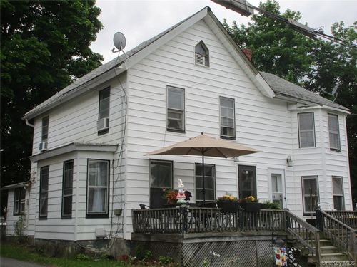 14 West St, Port Jervis, NY, 12771-1609 | Card Image
