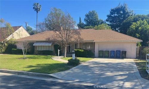 6842 Chisholm, Van Nuys, CA, 91406 | Card Image