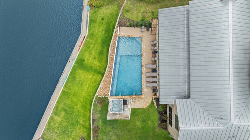 186 Sleepy Oaks Dr, Kingsland, TX, 78639-4362 | Card Image