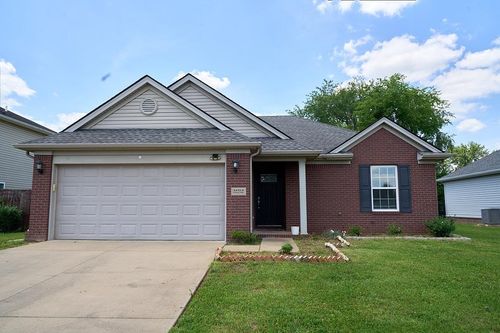 1203 Chicory Way, Bowling Green, KY, 42104-5606 | Card Image