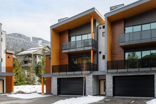 17-2077 Garibaldi Way, Whistler, BC, V8E0A6 | Card Image