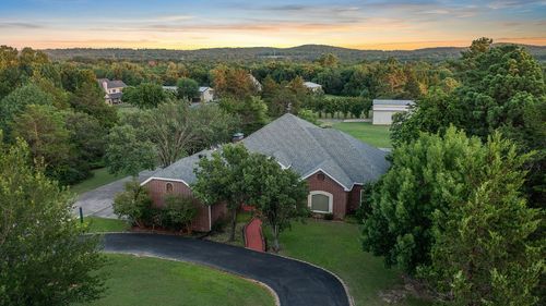 106 Glenwood Dr, Denison, TX, 75020-2624 | Card Image