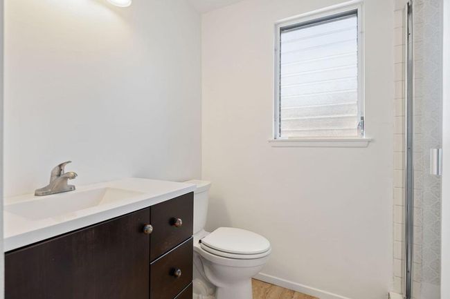 11-web-or-mls-11 - Bathroom 2 | Image 10
