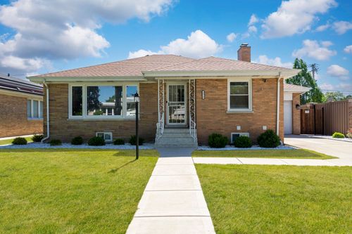 6819 Keystone Ave, Lincolnwood, IL, 60712-4614 | Card Image
