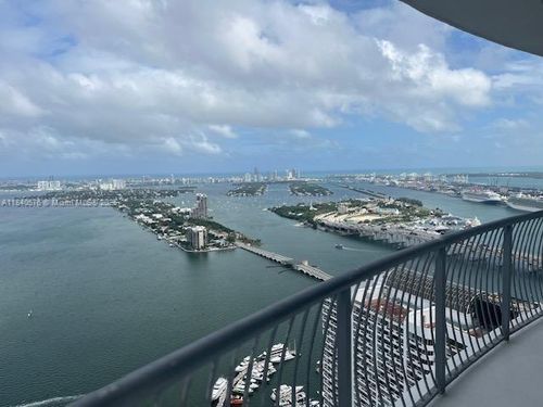 apt-5501-1750 N Bayshore Dr, Miami, FL, 33132-3221 | Card Image