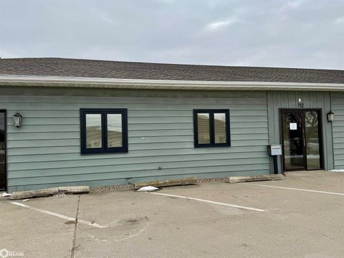 712 N Crawford St, Carroll, IA, 51401-2218 | Card Image