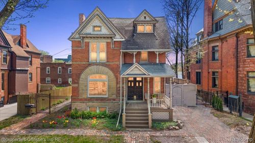 691 W Canfield St, Detroit, MI, 48201-1139 | Card Image