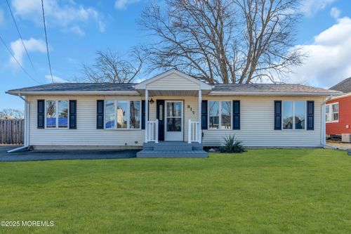 817 Beachwood Blvd, Beachwood, NJ, 08722-2403 | Card Image