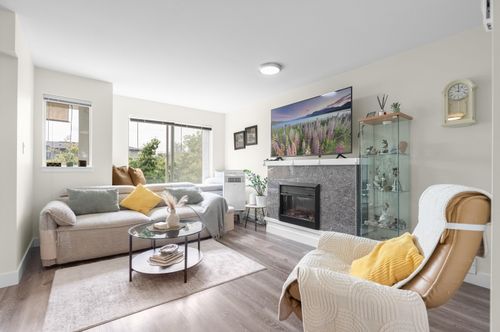 22-7370 Stride Avenue, Burnaby, BC, V3N5E6 | Card Image