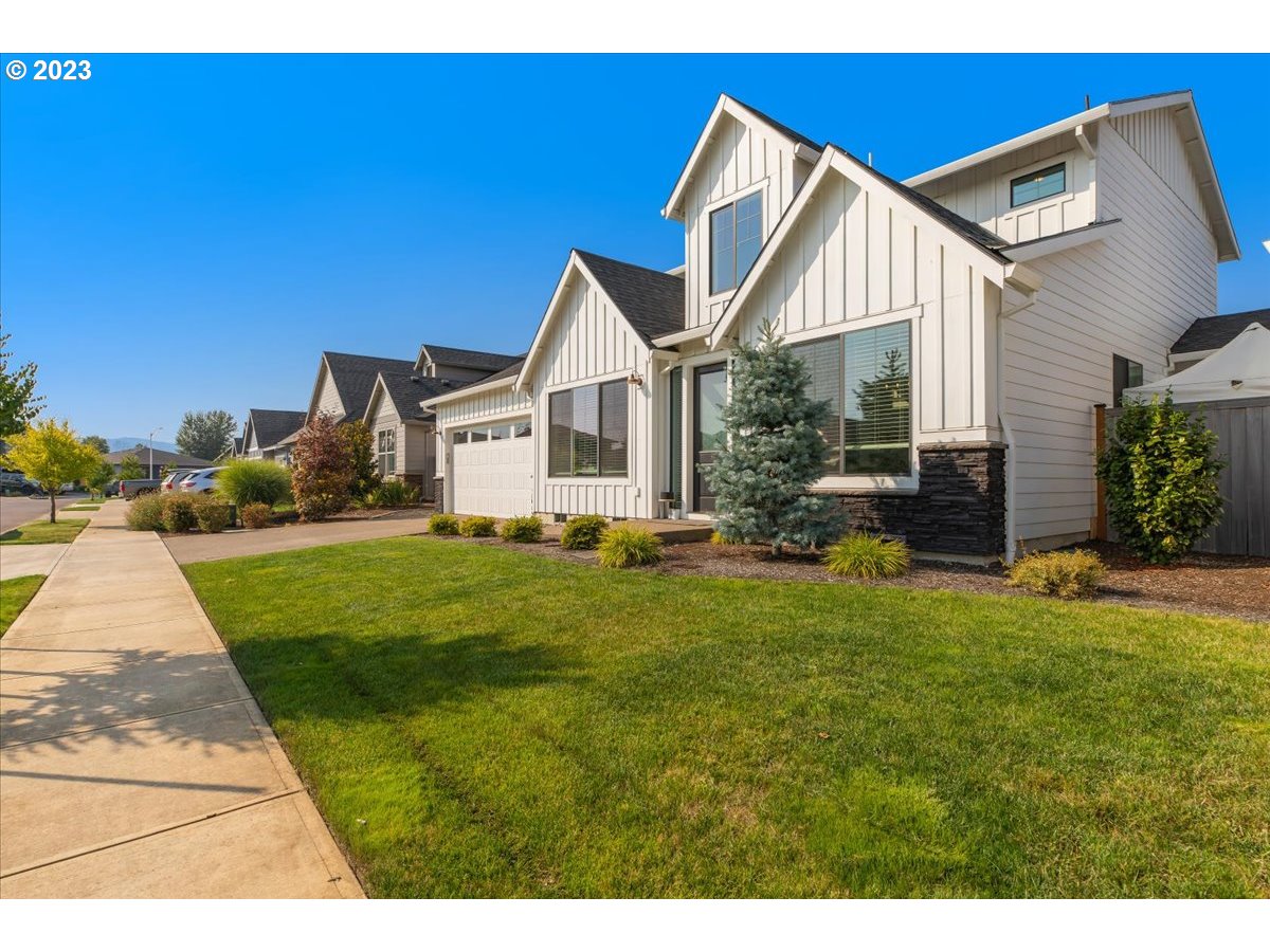 Mcgarey Dr, Mcminnville, OR 97128