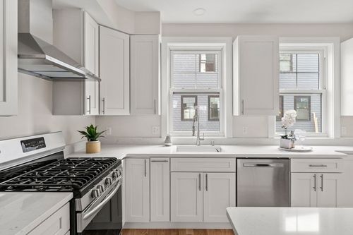 b1-188 Quincy Ave., Quincy, MA, 02169 | Card Image