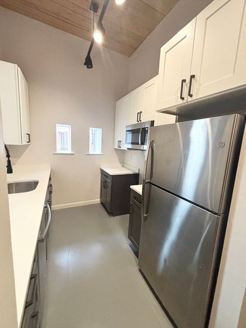 110-88 Gerrish Ave, Chelsea, MA, 02150-2942 | Card Image