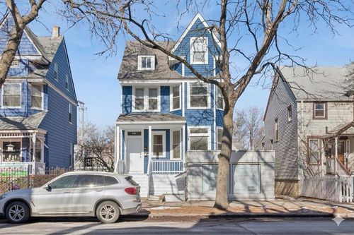 2-2144 W Montrose Ave, Chicago, IL, 60618-1766 | Card Image