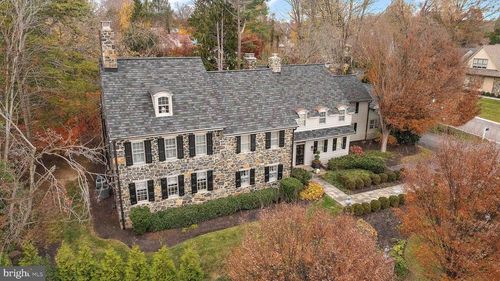 302 Stone Brook Dr, WILMINGTON, DE, 19807-2049 | Card Image