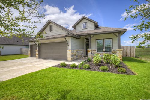 708 Willowbrook, New Braunfels, TX, 78130-5079 | Card Image