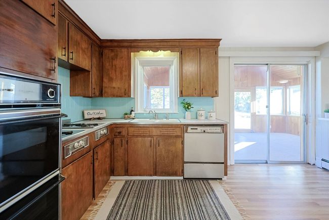 30 Irving Dr, House other with 3 bedrooms, 1 bathrooms and 6 parking in Walpole MA | Image 7