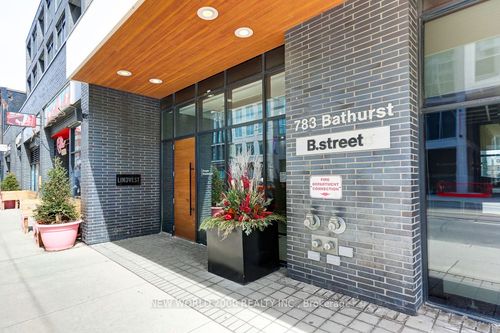 614-783 Bathurst St, Toronto, ON, M5S0A8 | Card Image