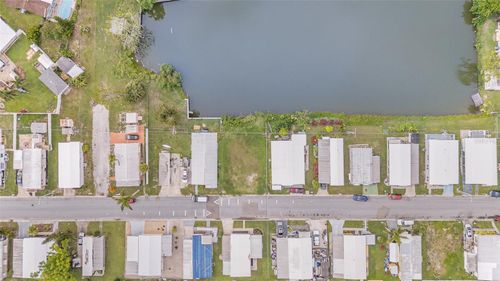 619 49th Ave W, BRADENTON, FL, 34207-2617 | Card Image