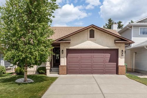 16 Sandalwood Close Nw, Calgary, AB, T3K3Z4 | Card Image