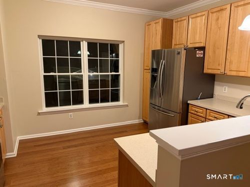 unit-112-1 West St, Simsbury, CT, 06070-2404 | Card Image