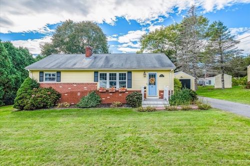 47 Beech Rd, Avon, MA, 02322-1806 | Card Image