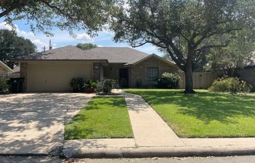 1207 Edgebrook Dr, El Campo, TX, 77437-2165 | Card Image