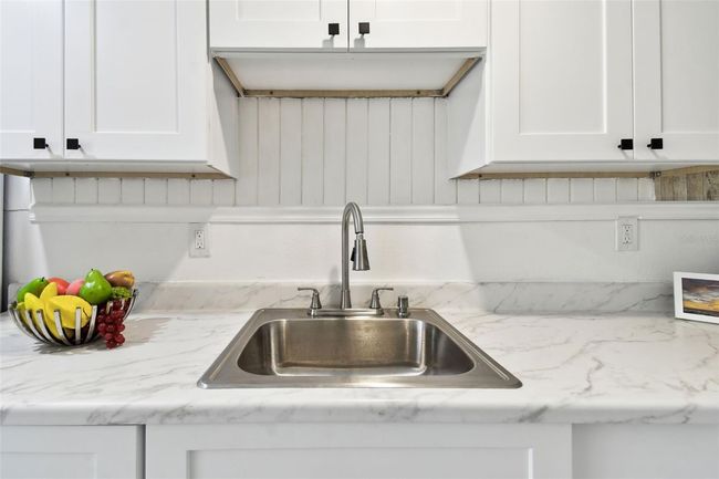 Front unit, Duplex for sale Madeira Beach | Image 19