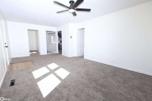 217 7th Street, Gladbrook, IA, 50635 | Card Image
