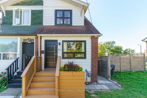 1 Denton Ave, East York, ON, M4C1T7 | Card Image