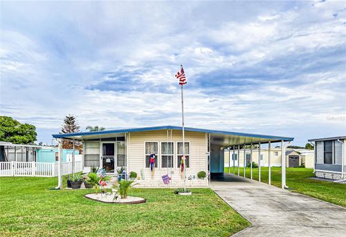 5402 Mohawk St, ZEPHYRHILLS, FL, 33542-1942 | Card Image