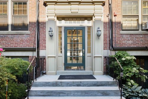 10-56 Elm, Worcester, MA, 01609 | Card Image