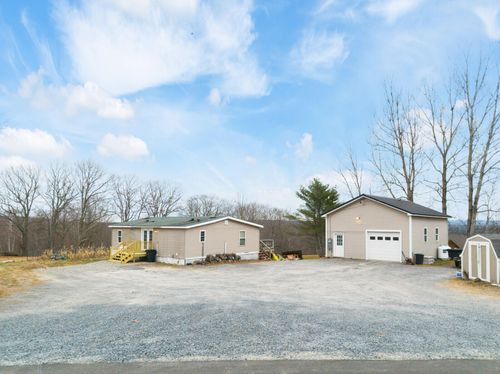 423 Maple Ridge Road, Winslow, ME, 04901 | Card Image