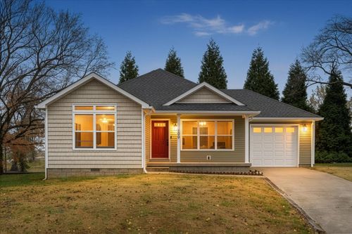 100 Rosenwald St, Trenton, KY, 42286-9796 | Card Image