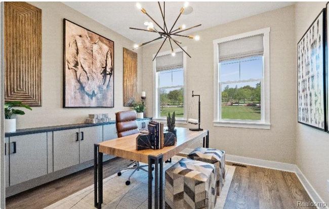 Main bedroom on first floor with walk in closet | Image 5