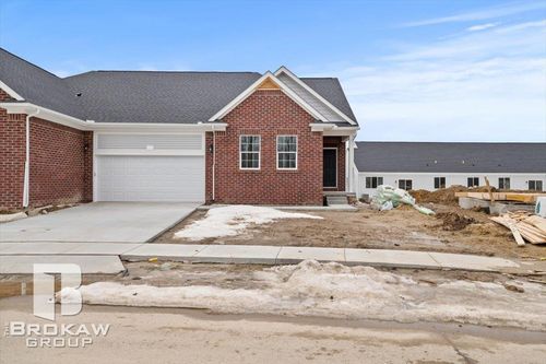 1423 Luxington Dr, Lapeer, MI, 48446-1272 | Card Image