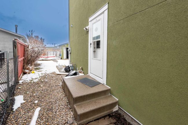 39 Taravista Mews Ne, Home with 4 bedrooms, 2 bathrooms and 4 parking in Calgary AB | Image 8