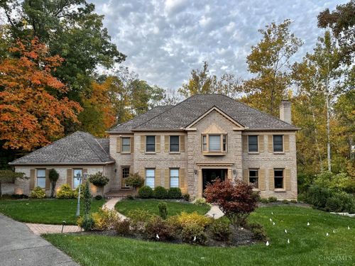 8931 Terwilligers Trl, Montgomery, OH, 45249-2737 | Card Image