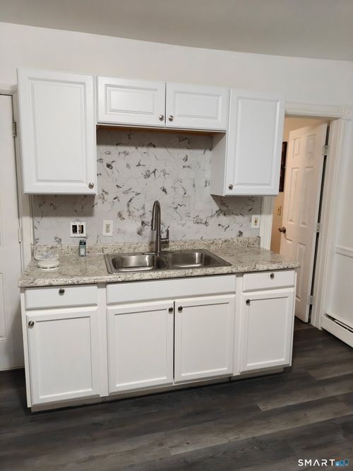 2-26 Summer St, Waterbury, CT, 06704-3440 | Card Image