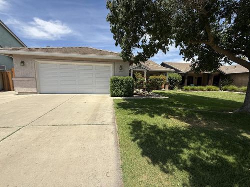 4901 Wild Rose Dr, Salida, CA, 95368-9747 | Card Image